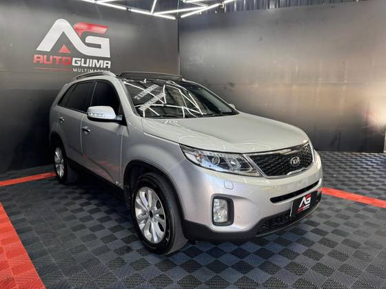 KIA SORENTO 3.5 V6 GASOLINA EX 7L 4WD AUTOMÁTICO KIA SORENTO 3.5 V6 GASOLINA EX 7L 4WD AUTOMÁTICO